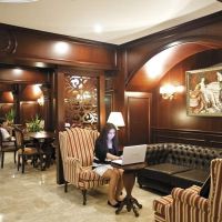 antique roman palace hotel