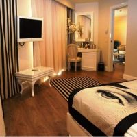 delphin imperial lara