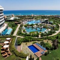 concorde deluxe resort