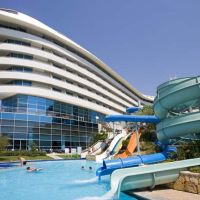 concorde deluxe resort