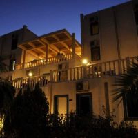 hotel acacia
