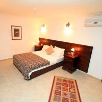 colossus hotel