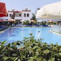 club cherry hotel & family suites