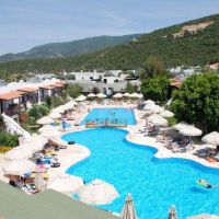 izer hotel & beach club