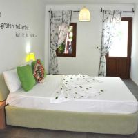 club cherry hotel & family suites