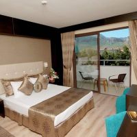 catamaran hotel