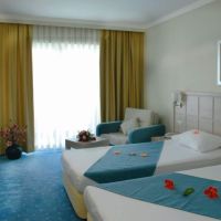 the maxim resort hotel