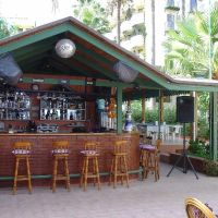 amos hotel