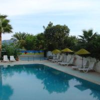 amos hotel