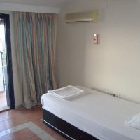 side iona hotel (ex. side life hotel)