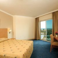 crystal hotels admiral resort suites&spa