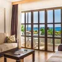 club aqua plaza hotel