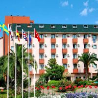 club aqua plaza hotel