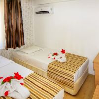 club aqua plaza hotel