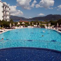 luna beach resort (ex.caprice beach hotel)