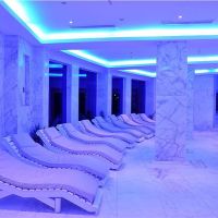 Golden Five Sapphire Suites