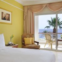 Renaissance Golden View Beach