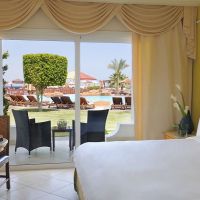 Renaissance Golden View Beach
