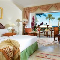 Renaissance Golden View Beach