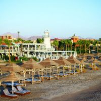 coral sea holiday resort & aqua park