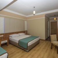 cleopatra tac hotel