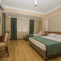 cleopatra tac hotel