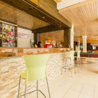 oz side hotel