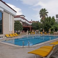 kemper felice hotel