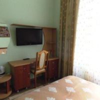 side temple hotel