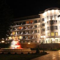 side temple hotel