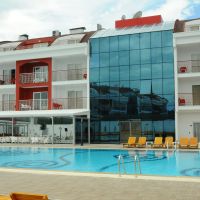 side rose hotel