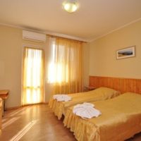 xperia kandelor hotel