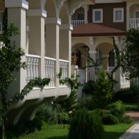 garden resort hotel bergamot