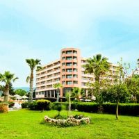 the holiday resort hotel