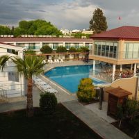 sun club side