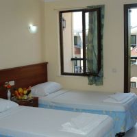 club herakles hotel