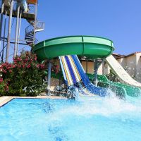 lyra resort