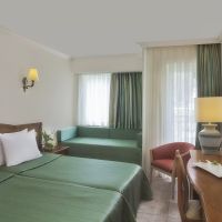akka claros hotel