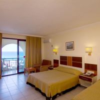 krizantem beach hotel