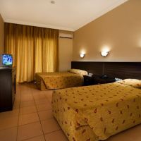 CASTLE PARK HOTEL