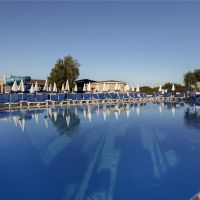 larissa holiday beach hotel