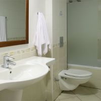 julian club hotel