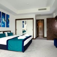 aria claros beach & spa resort