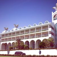 side crown charm palace hotel