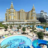royal holiday palace