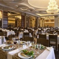 oz hotels side premium