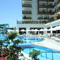 side glamour resort & spa