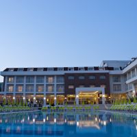 MG white lilyum hotel