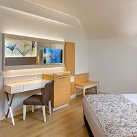 side glamour resort & spa