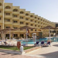 amc royal resort